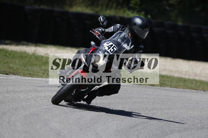 /15 22.05.2026  Plüss Moto Sport  Discover the Bike ADR /Gruppe gruen - Bike 1/45